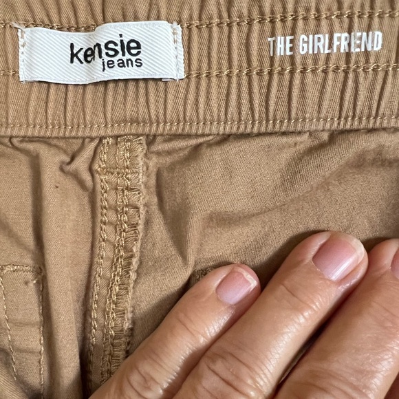 LIKE NEW Kensie Jeans size 4 tan/brown colored tie/zip front straight leg. - Picture 4 of 6